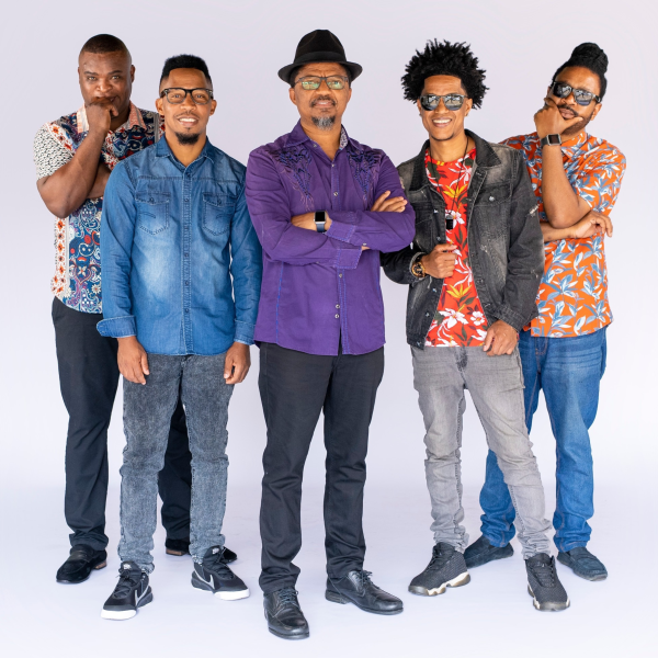 Dr Victor and the Rasta Rebels live on stage with full band